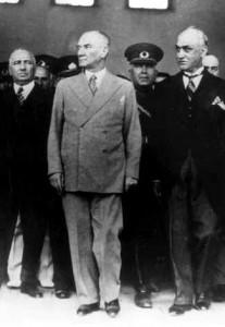 Atatürk Adana`ya son gelisinde 24 Mayis 1938